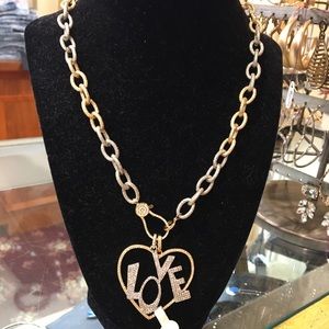 NWT 2 Tone Love Necklace